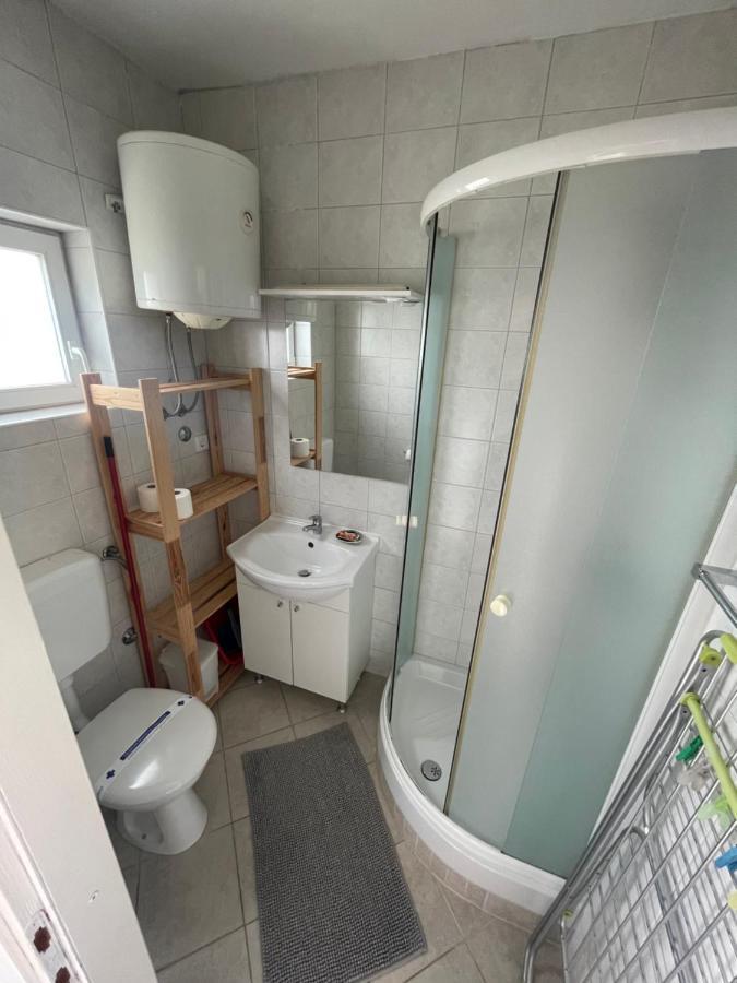 Sukosan Studio Apartman المظهر الخارجي الصورة