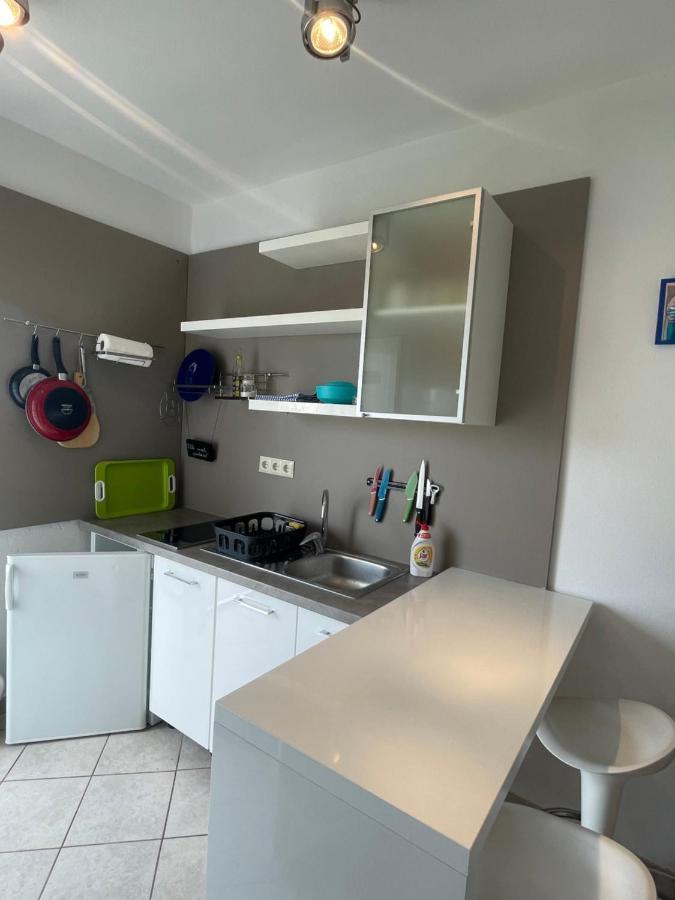 Sukosan Studio Apartman المظهر الخارجي الصورة