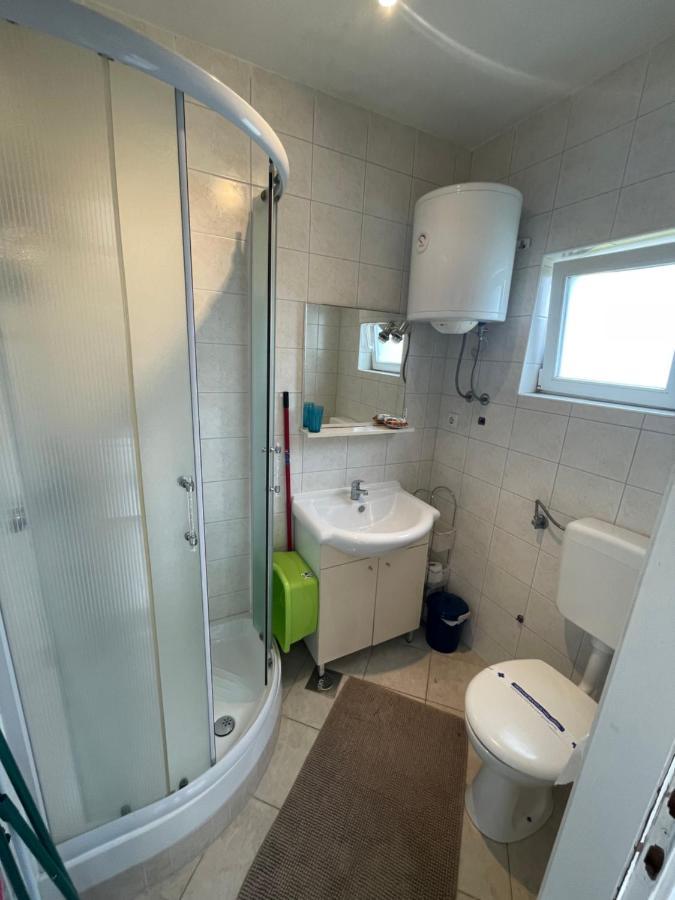 Sukosan Studio Apartman المظهر الخارجي الصورة
