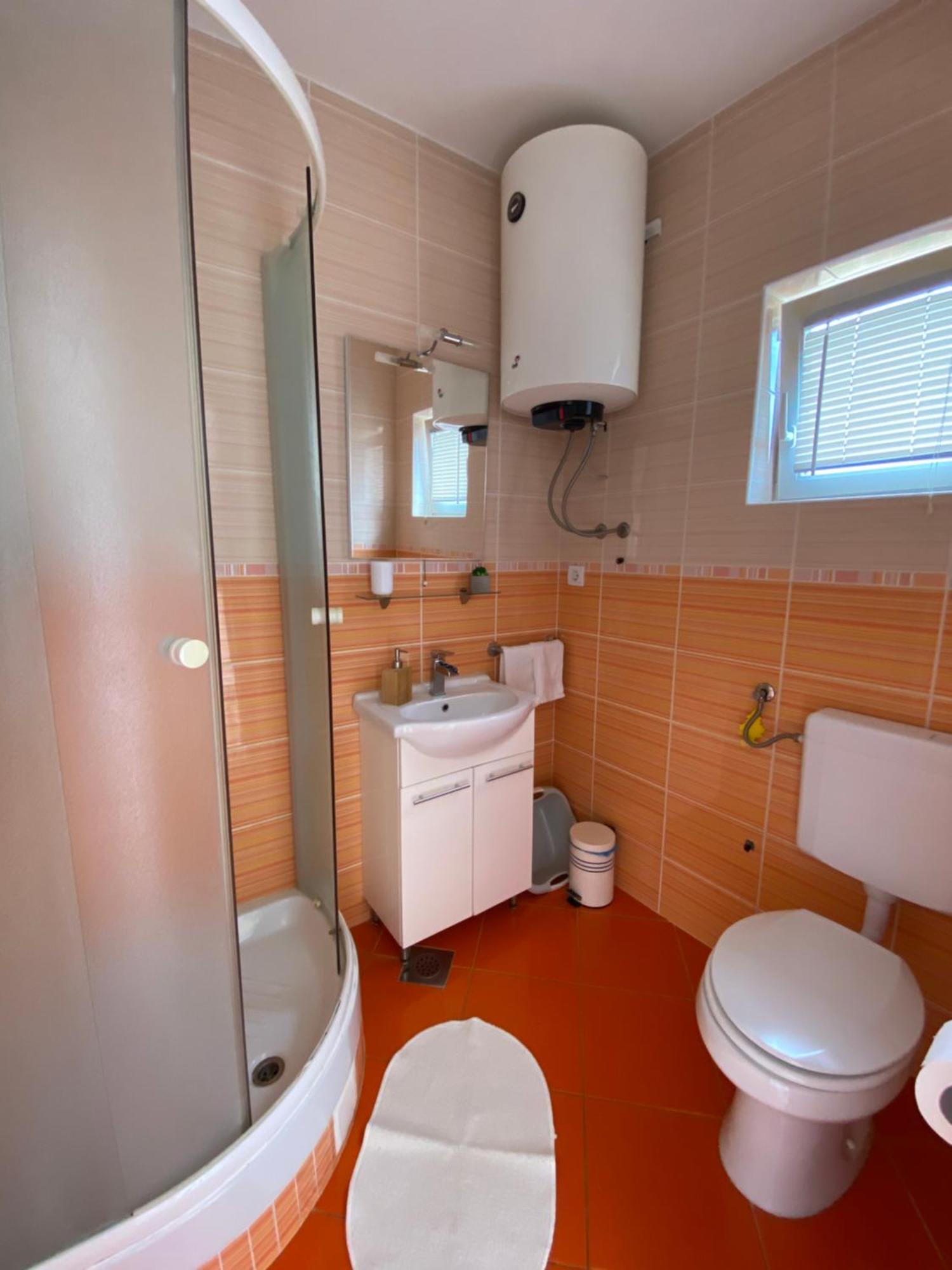 Sukosan Studio Apartman المظهر الخارجي الصورة
